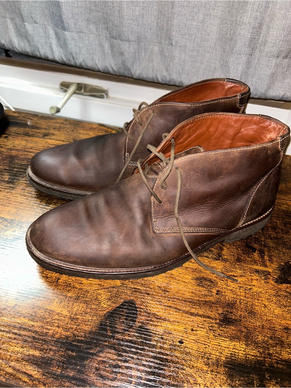 Johnston & Murphy men’s chukka boot - Picture 4 of 5